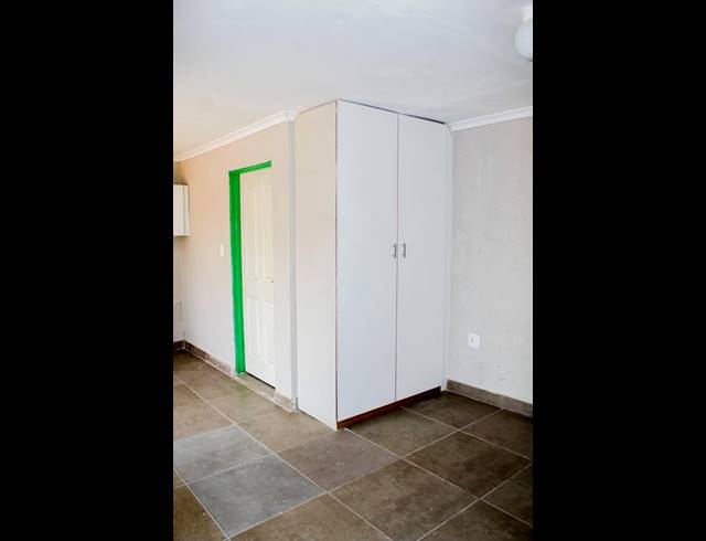 0 BEDROOM PROPERTY TO RENT IN ROODEPOORT CENTRAL